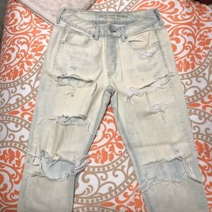 AE Tomgirl Jeans